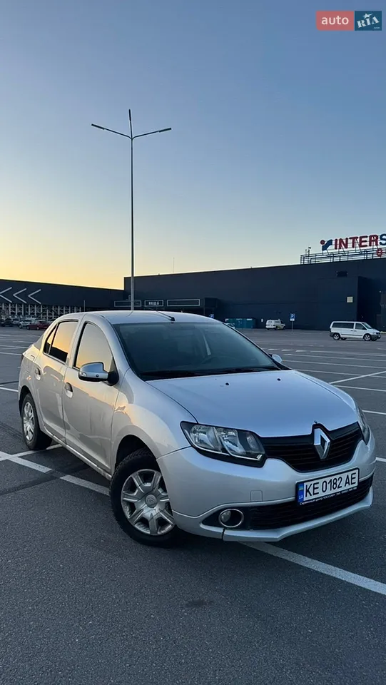 2013 Renault Logan - мініатюра 8