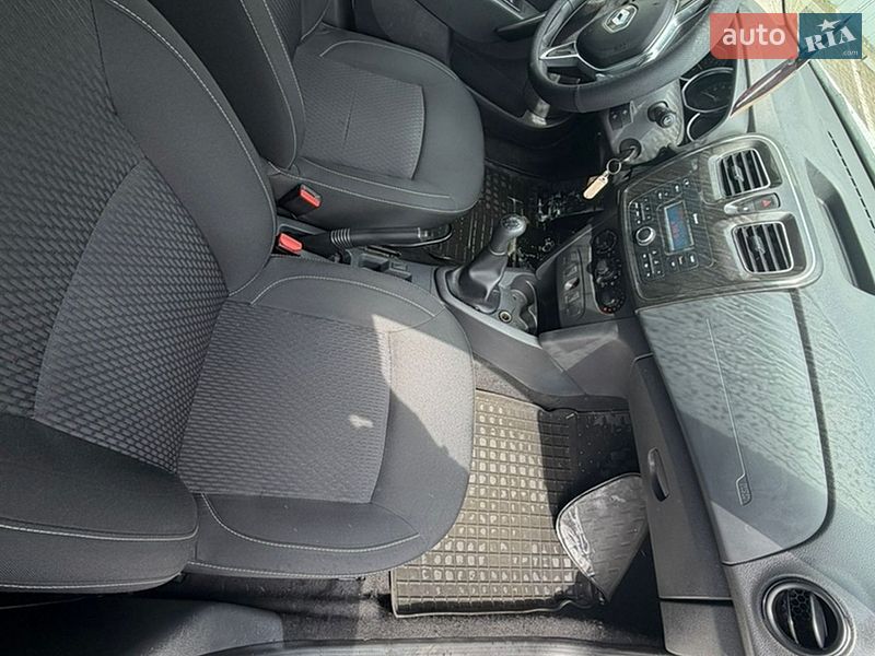 Універсал Renault Logan 2018 в Харкові