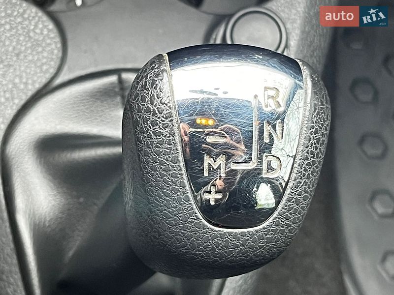 Універсал Renault Logan 2016 в Одесі фото 14 Універсал Renault Logan 2016 в Одесі