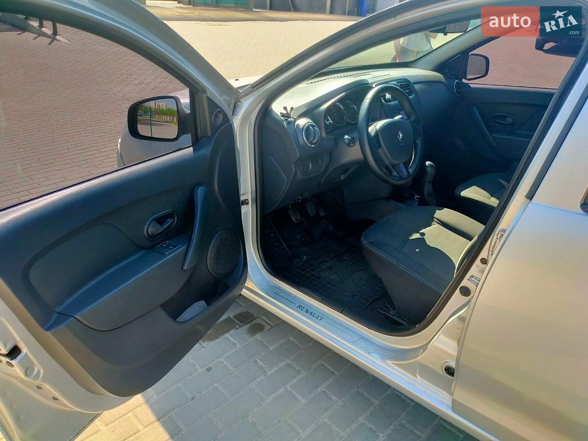 2014 Renault Logan - мініатюра 6