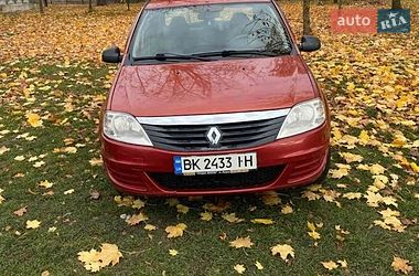 Седан Renault Logan 2010 в Сарнах