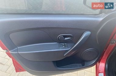 Седан Renault Logan 2014 в Первомайську
