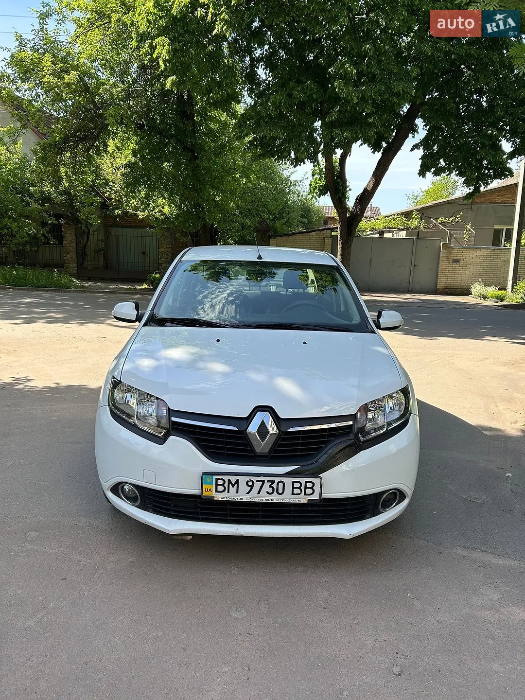 2014 Renault Logan - мініатюра 2