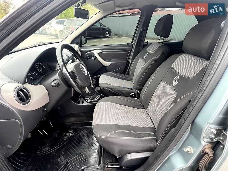 Седан Renault Logan 2010 в Кременчуці фото 26 Седан Renault Logan 2010 в Кременчуці
