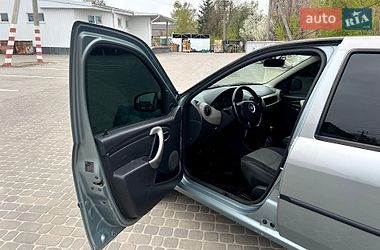 Седан Renault Logan 2010 в Кременчуці фото 23 Седан Renault Logan 2010 в Кременчуці