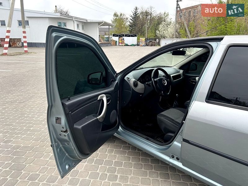 Седан Renault Logan 2010 в Кременчуці фото 23 Седан Renault Logan 2010 в Кременчуці