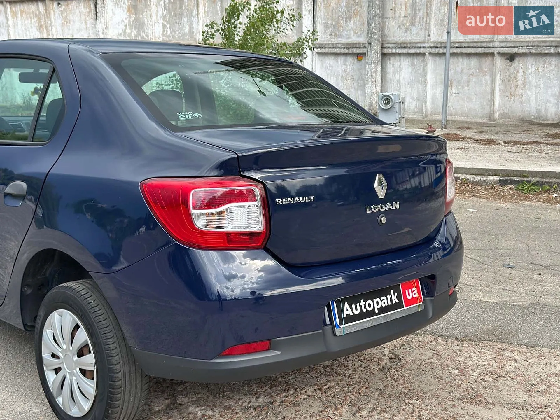 2015 Renault Logan - мініатюра 12