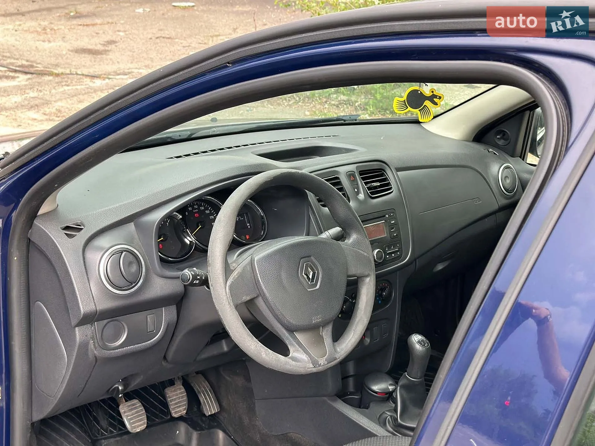 2015 Renault Logan - мініатюра 17