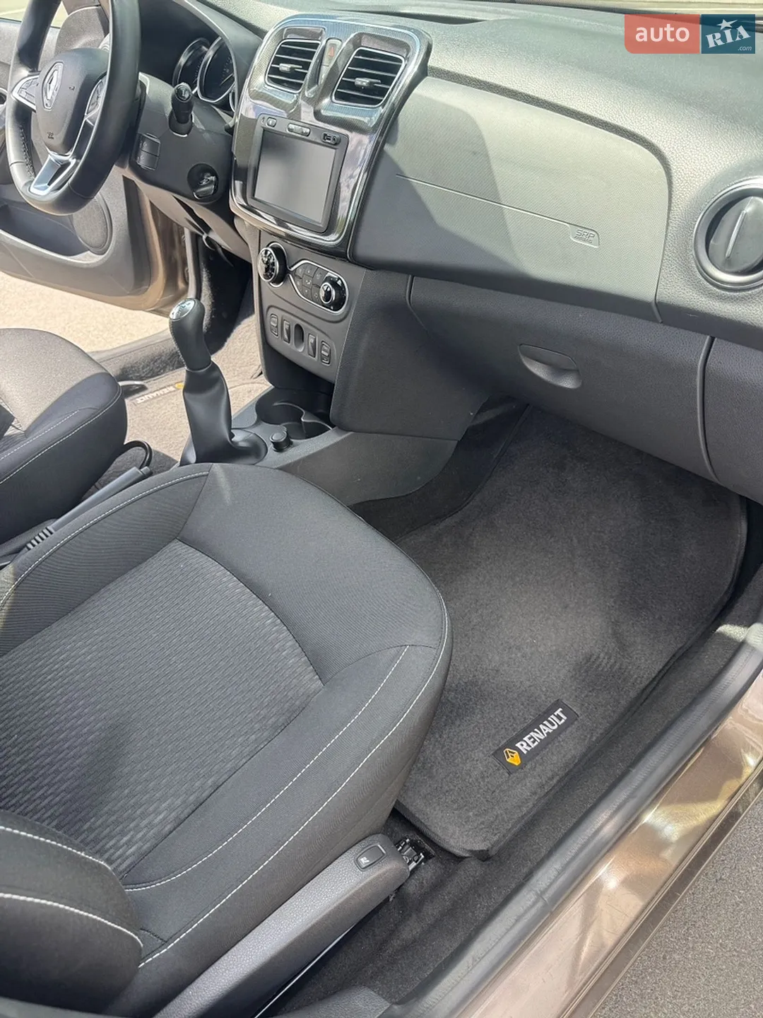 2019 Renault Logan - мініатюра 10