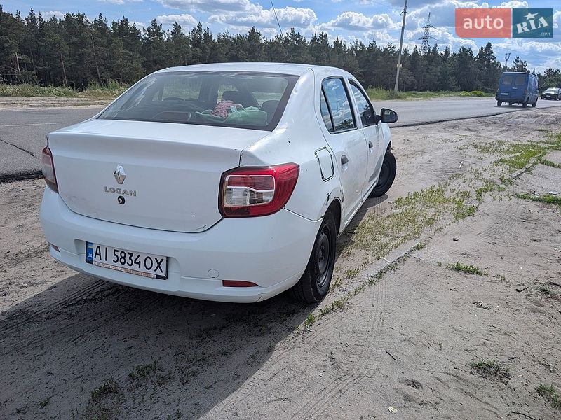 Седан Renault Logan 2013 в Вышгороде