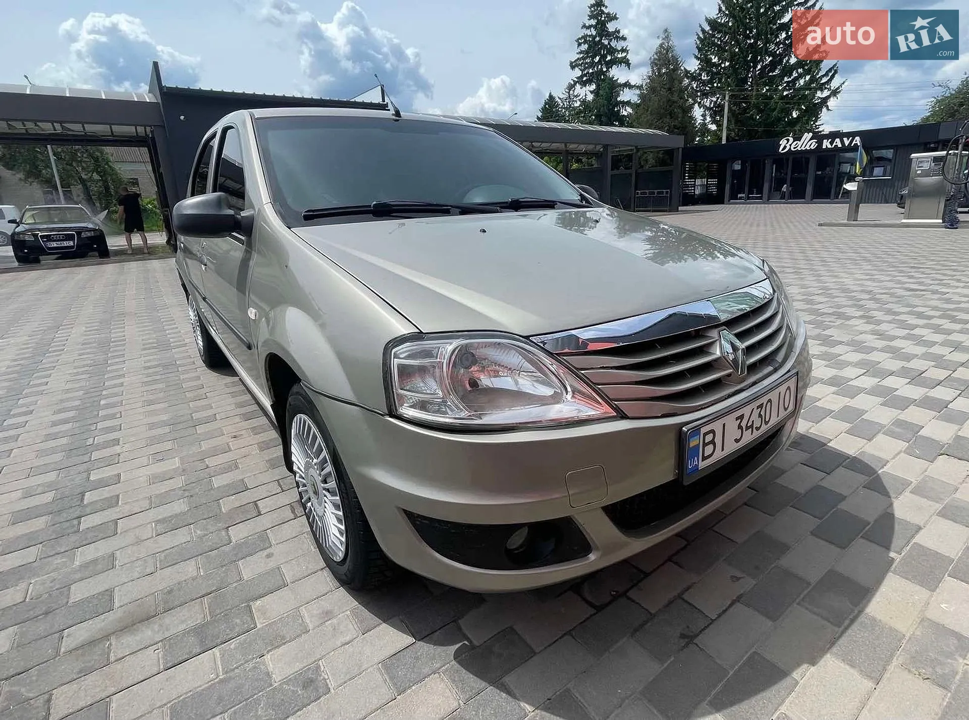 2011 Renault Logan - мініатюра 2