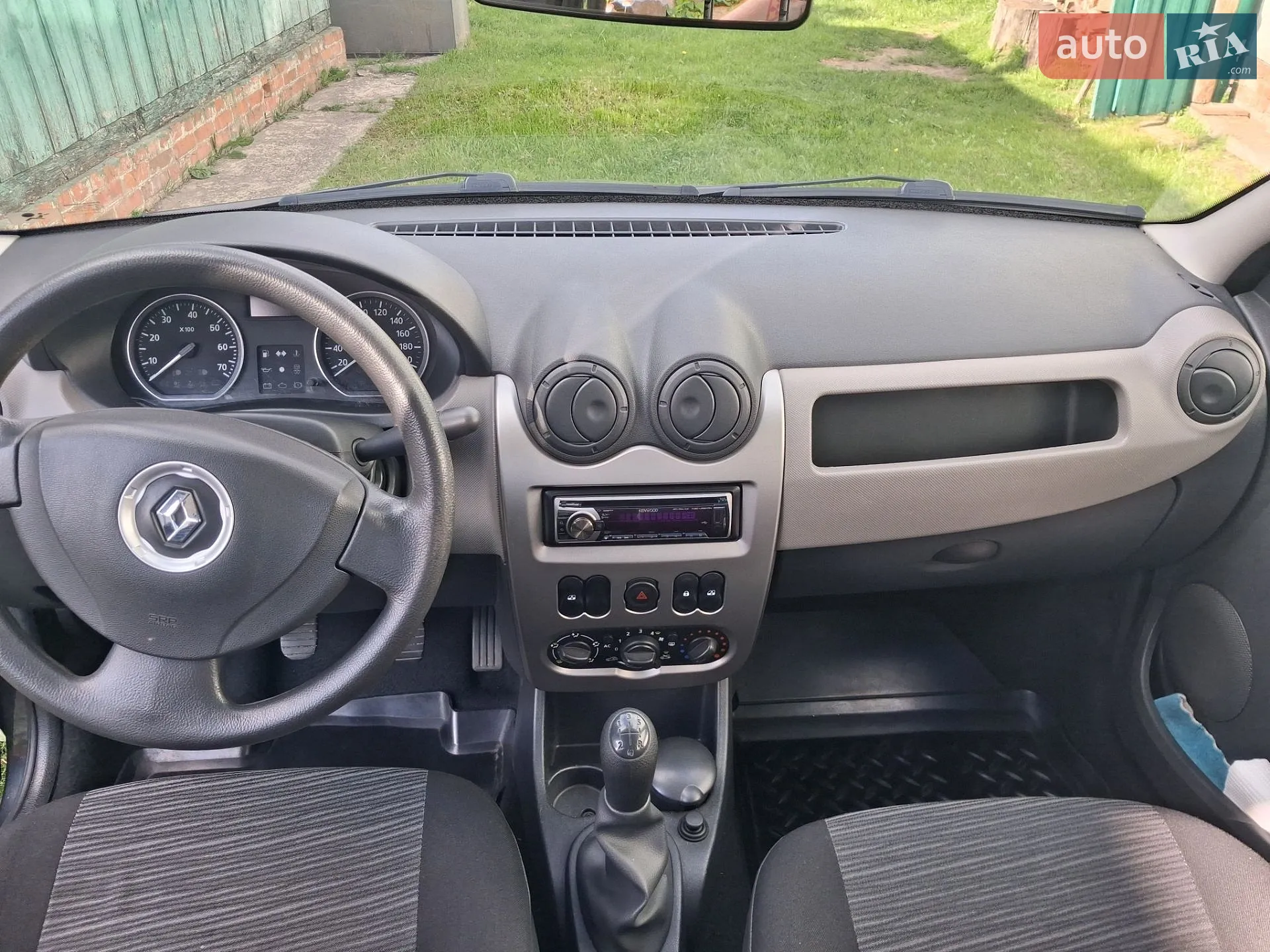 2012 Renault Logan - мініатюра 3