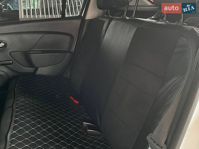 Седан Renault Logan 2019 в Тернополе