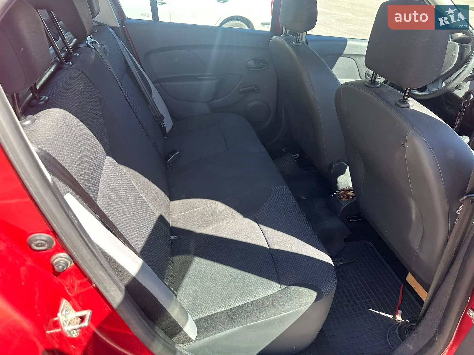 2013 Renault Logan - мініатюра 12