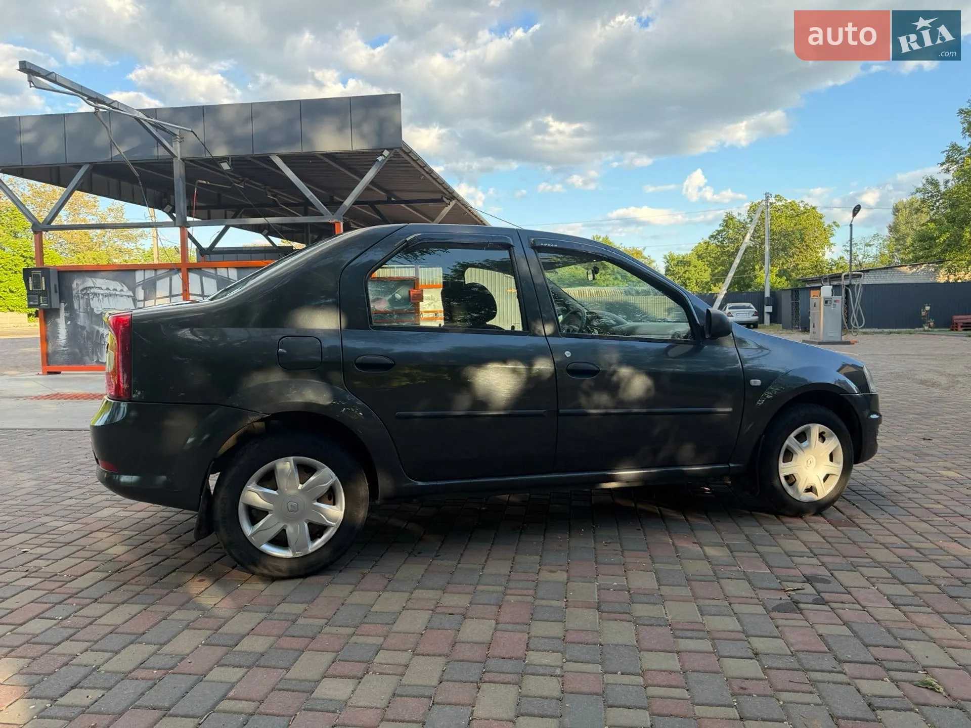2010 Renault Logan - мініатюра 6