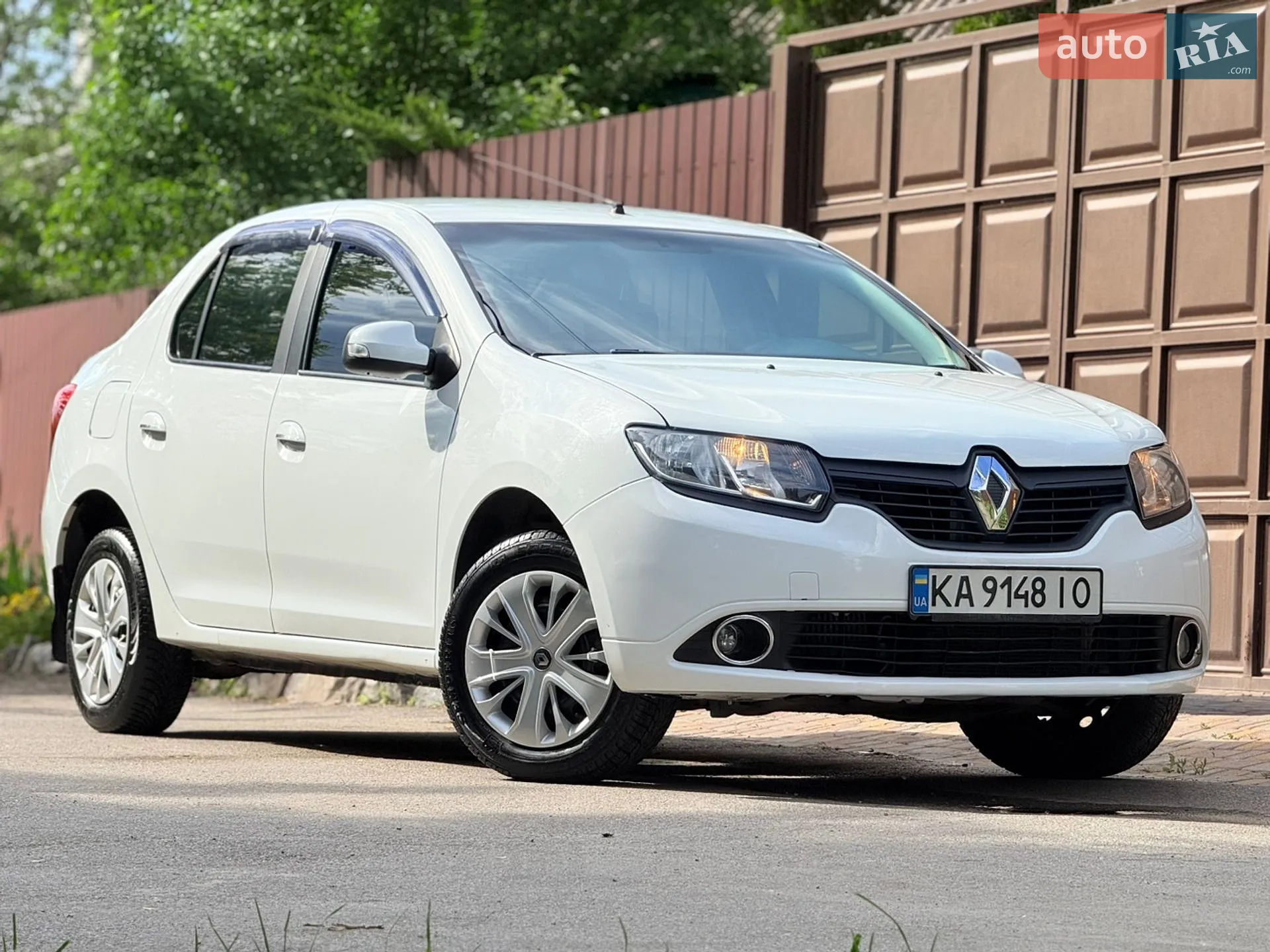 2016 Renault Logan - мініатюра 13