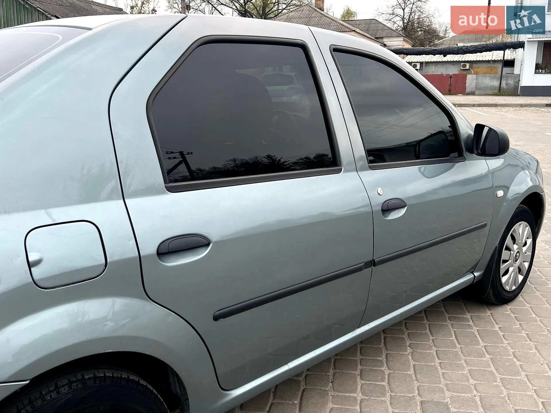 2010 Renault Logan - мініатюра 16