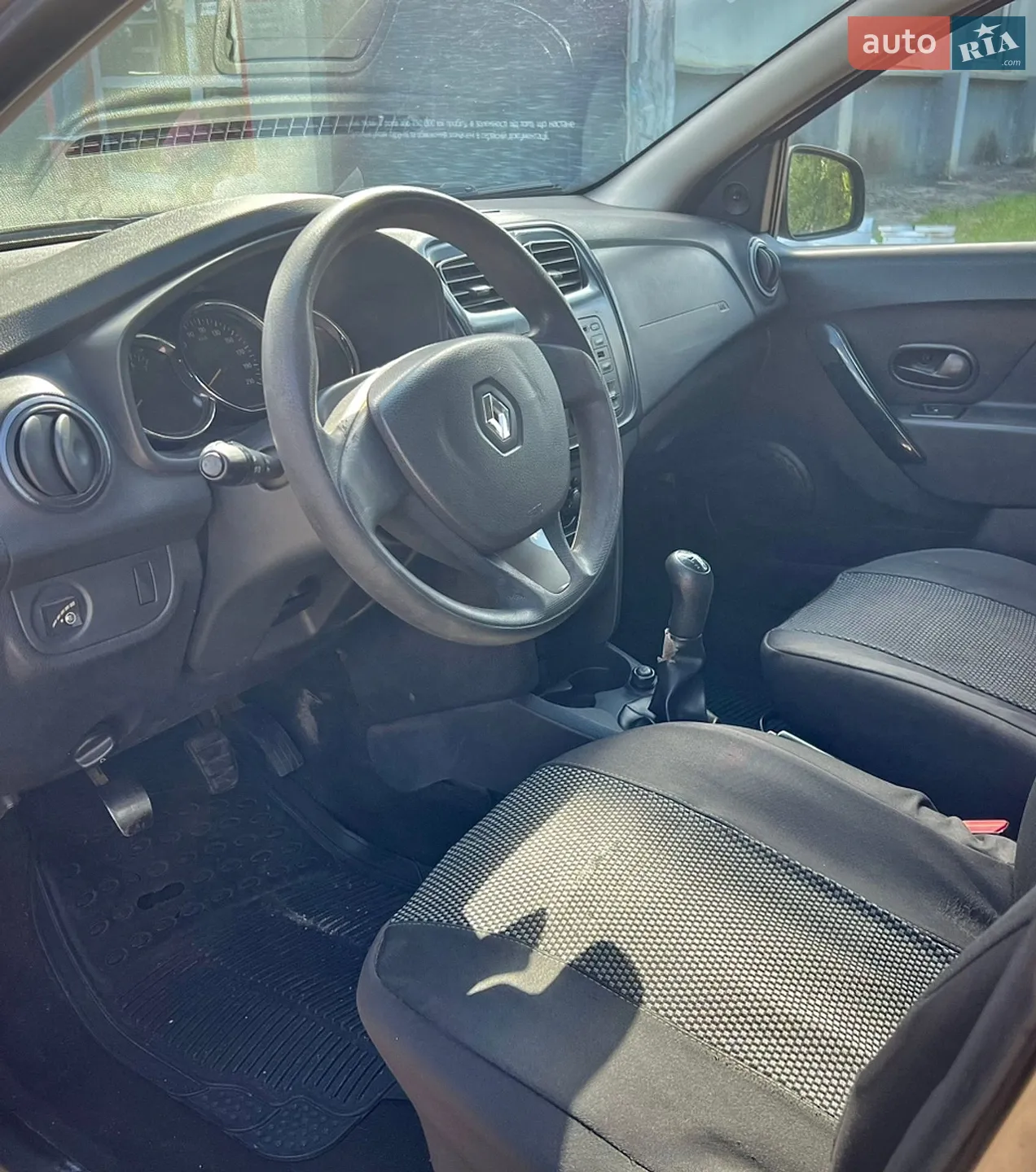 2013 Renault Logan - мініатюра 7