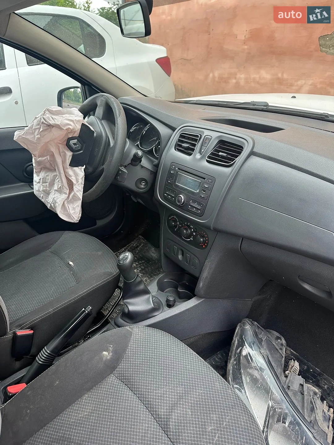 2015 Renault Logan - мініатюра 4