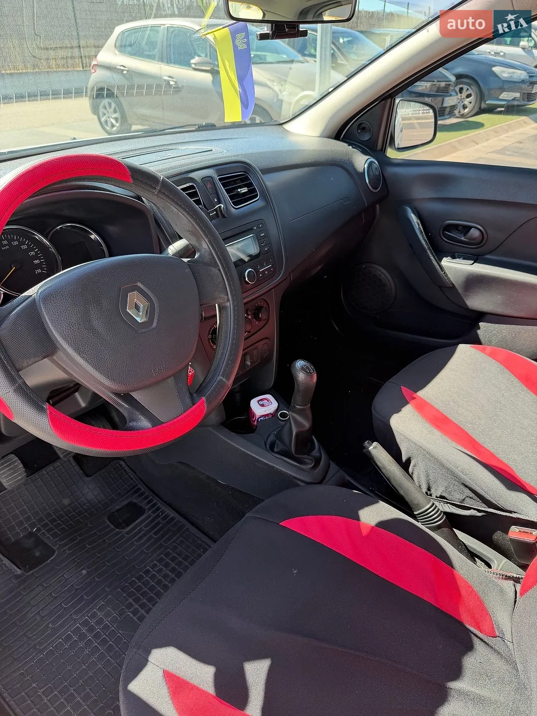2013 Renault Logan - мініатюра 5