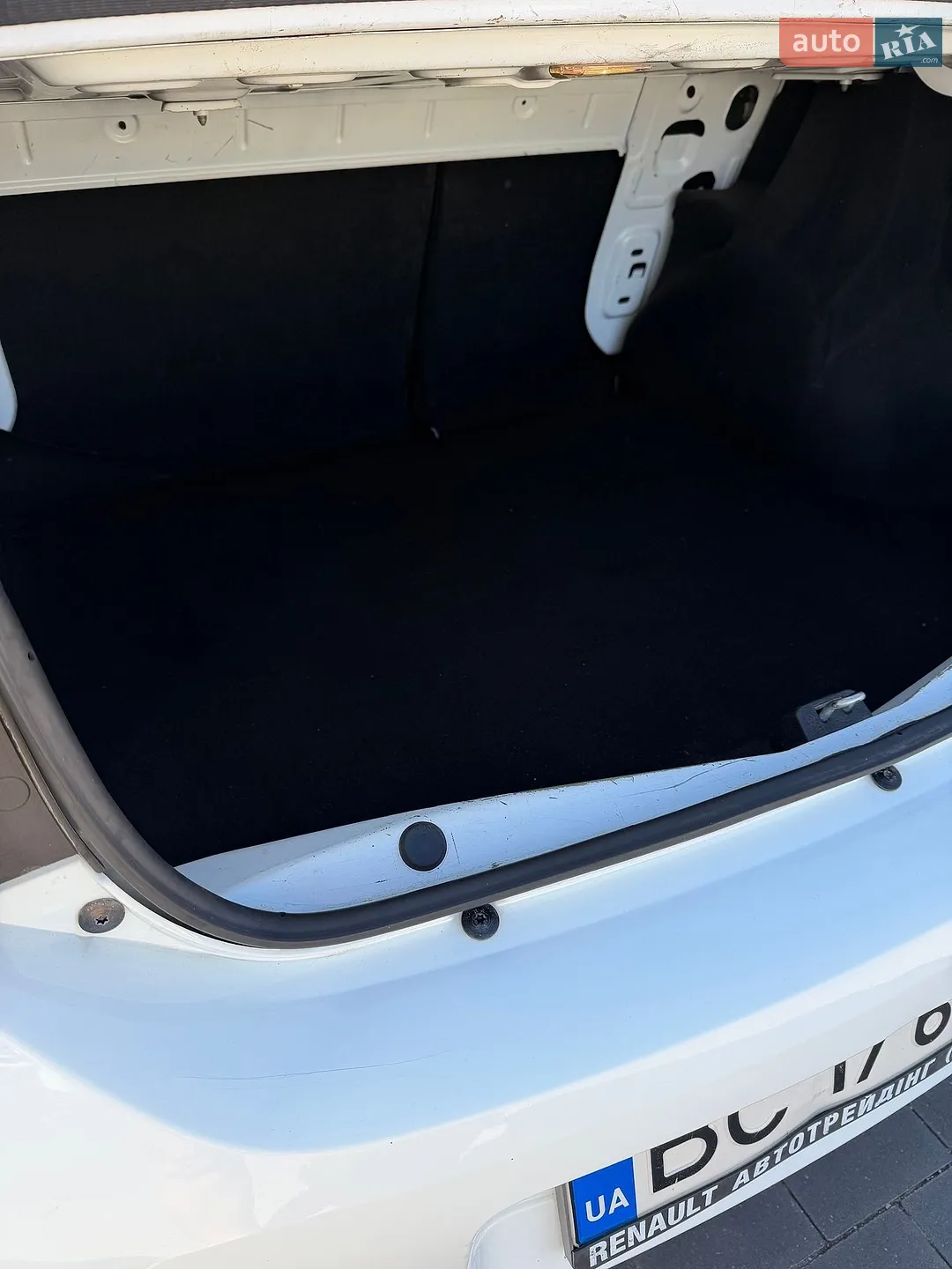 2013 Renault Logan - мініатюра 9