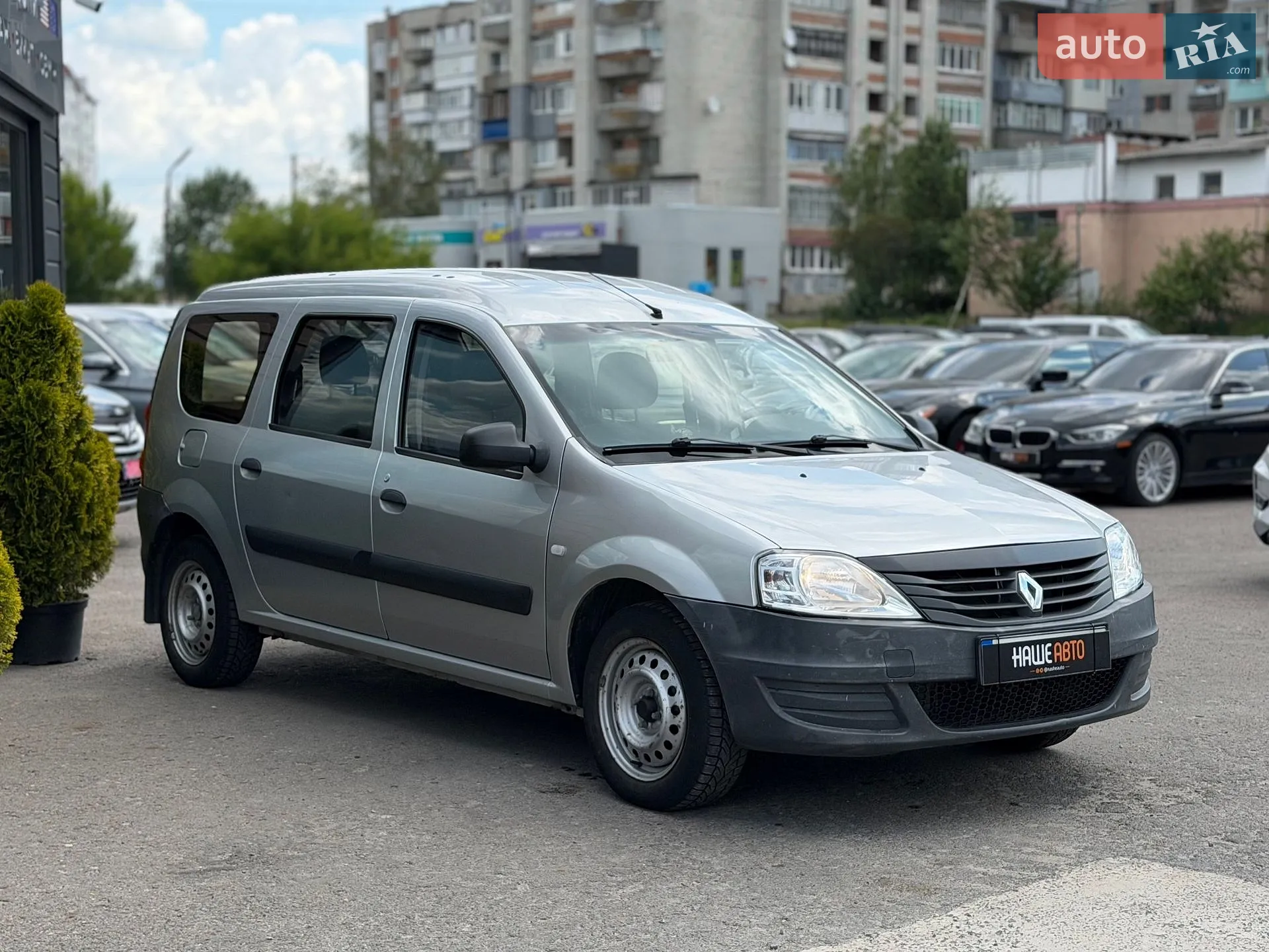 2010 Renault Logan - мініатюра 7