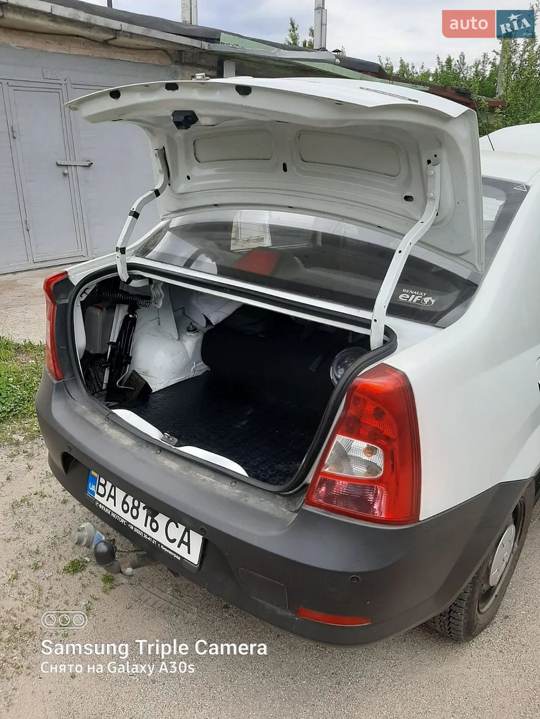 2011 Renault Logan - мініатюра 4