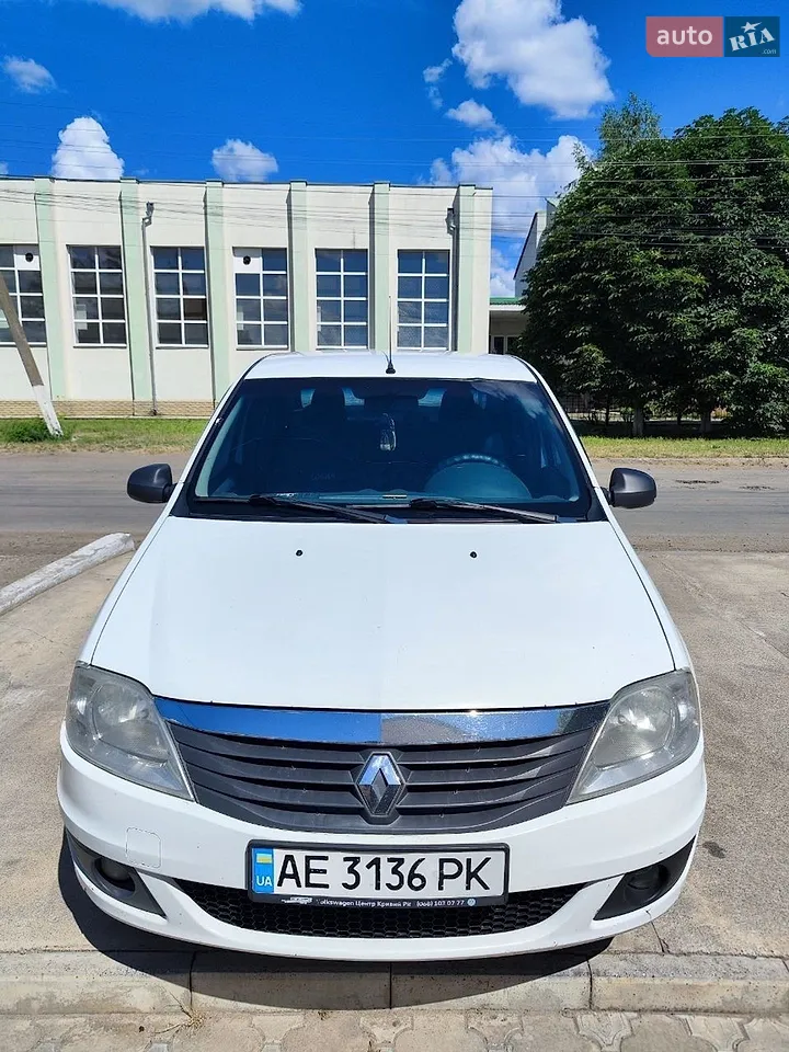 2011 Renault Logan - мініатюра 28