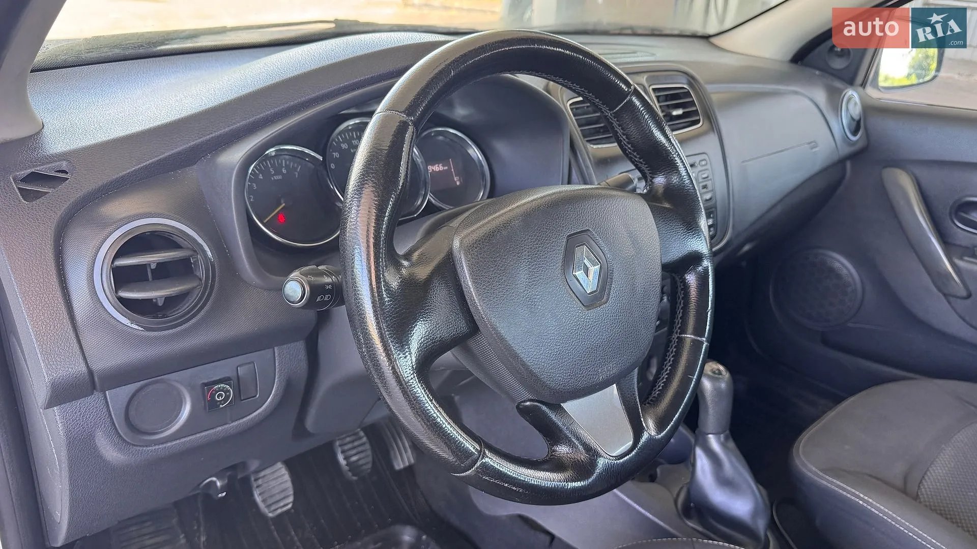 2014 Renault Logan - мініатюра 13
