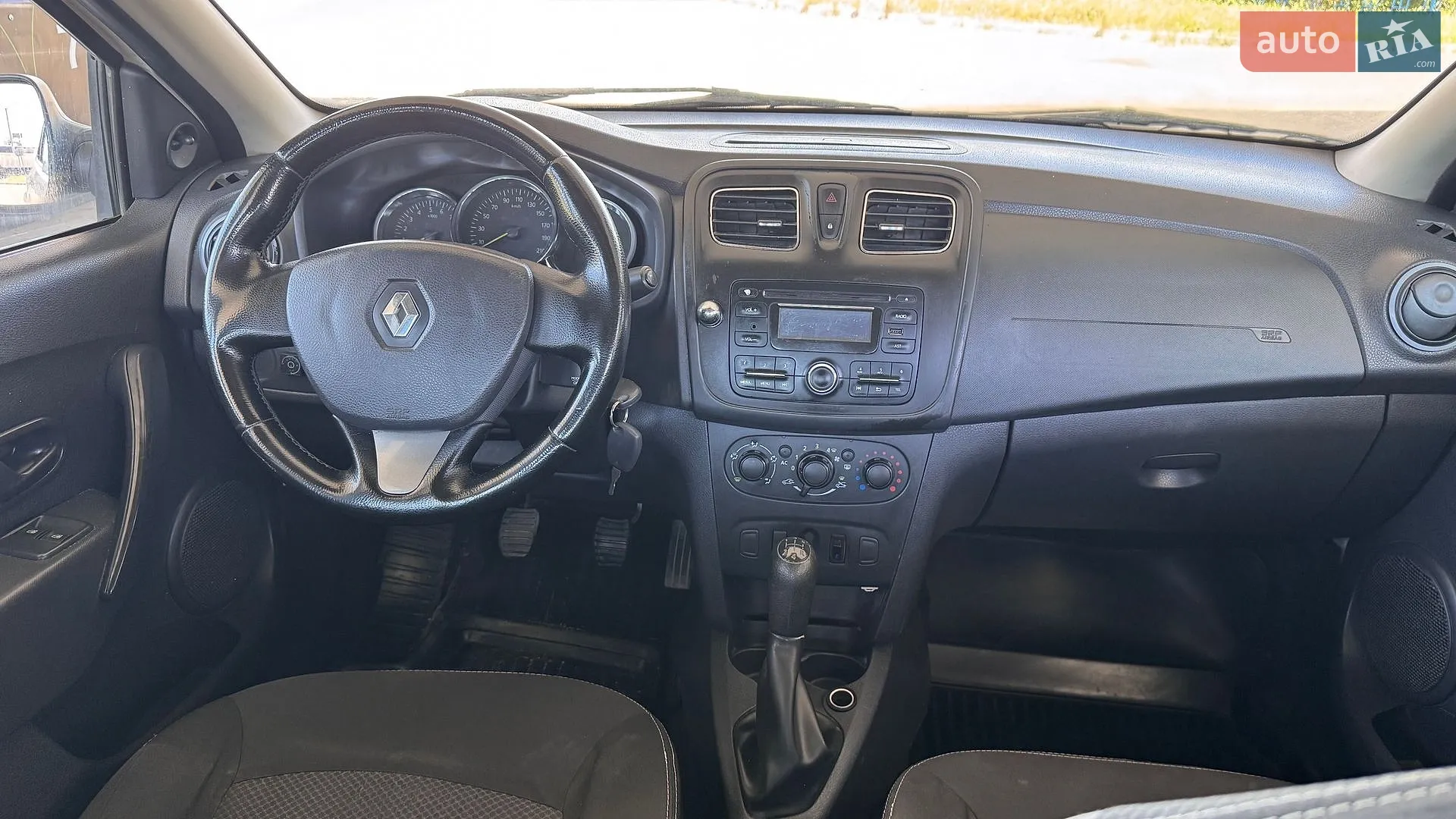 2014 Renault Logan - мініатюра 20