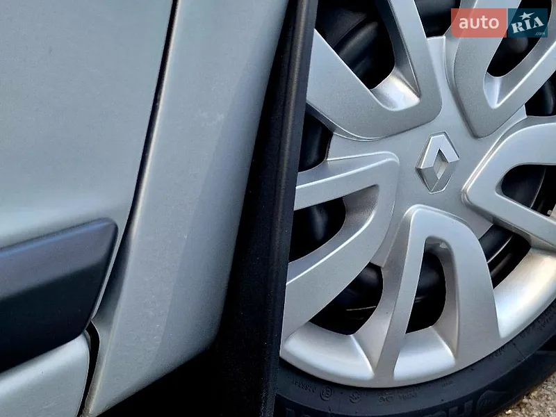 Renault Logan 2017 VIN VF14SRCL457455534 фото оголошення 15 з 87