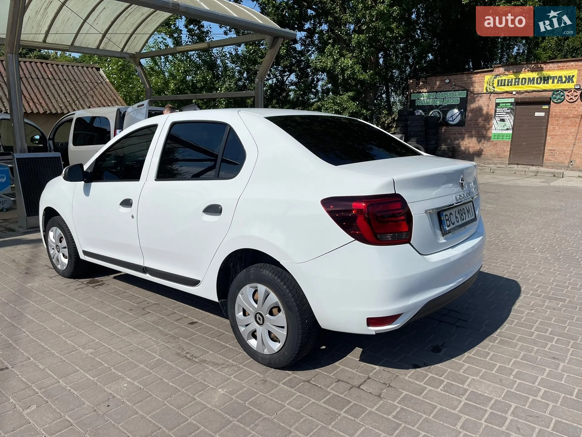 2020 Renault Logan - мініатюра 3