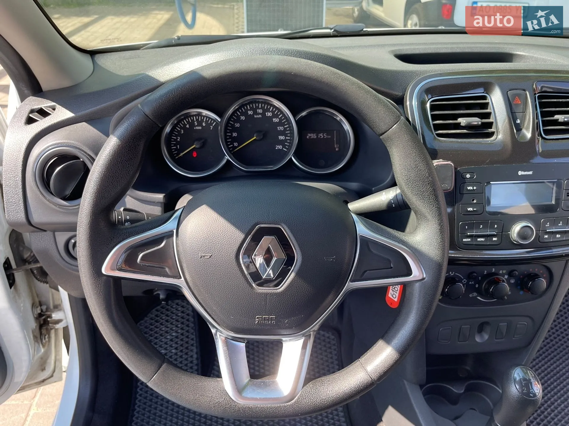 2020 Renault Logan - мініатюра 9