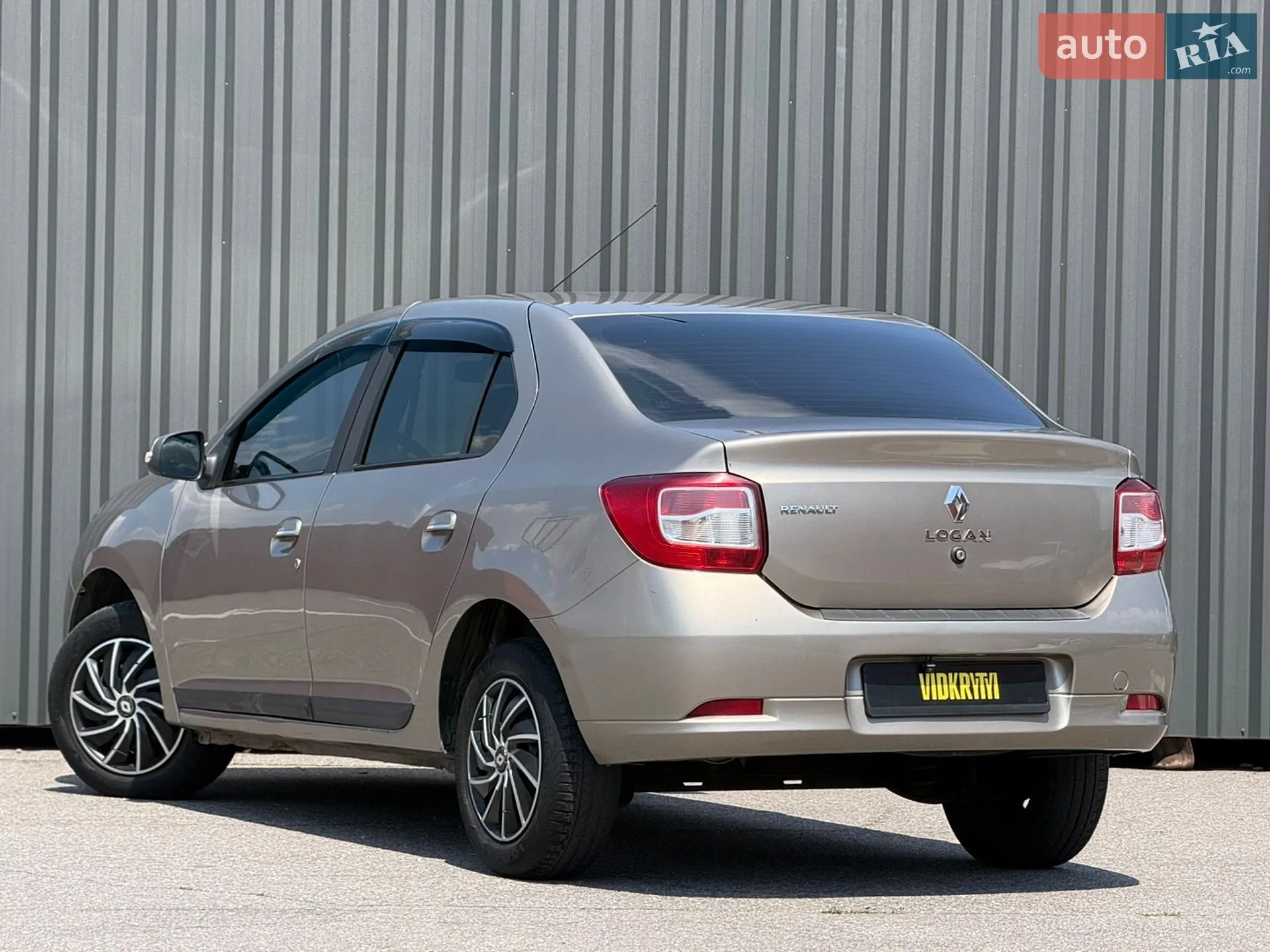 2013 Renault Logan - мініатюра 14