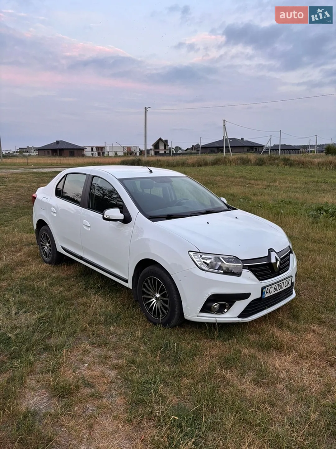 2019 Renault Logan - мініатюра 8