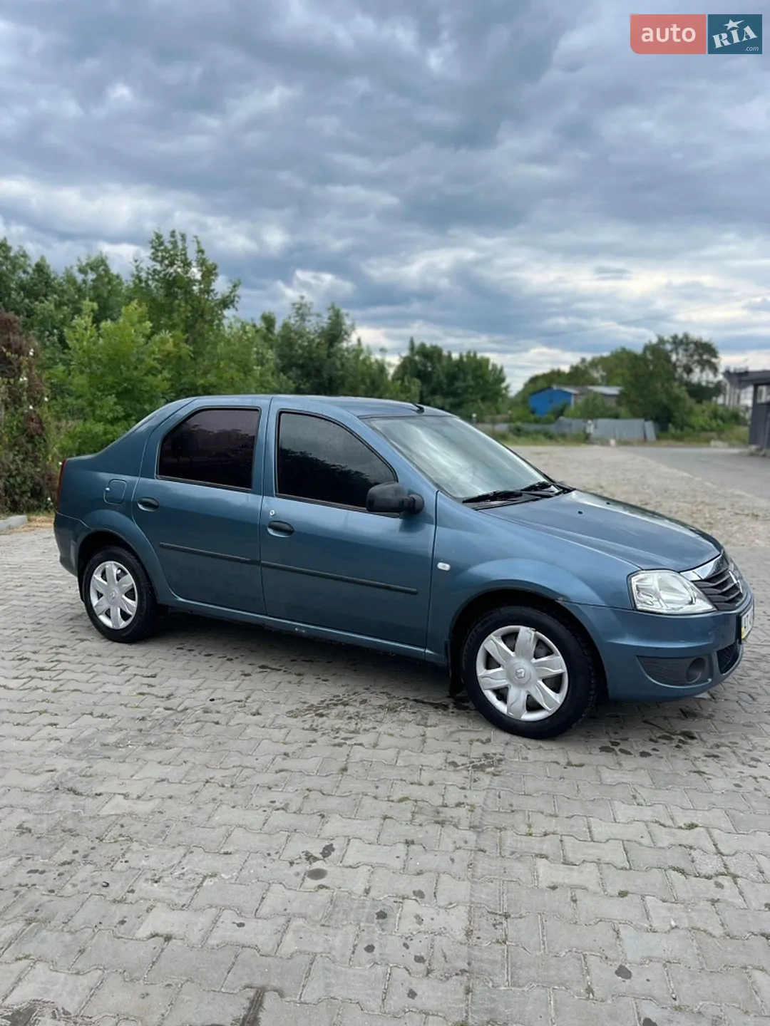 2011 Renault Logan - мініатюра 3