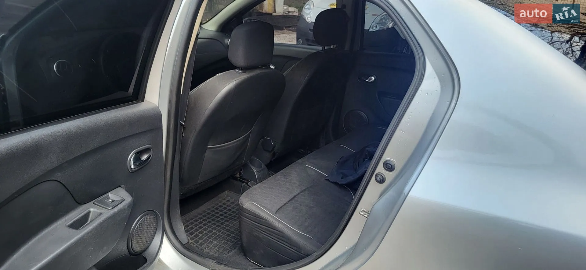 2013 Renault Logan - мініатюра 8