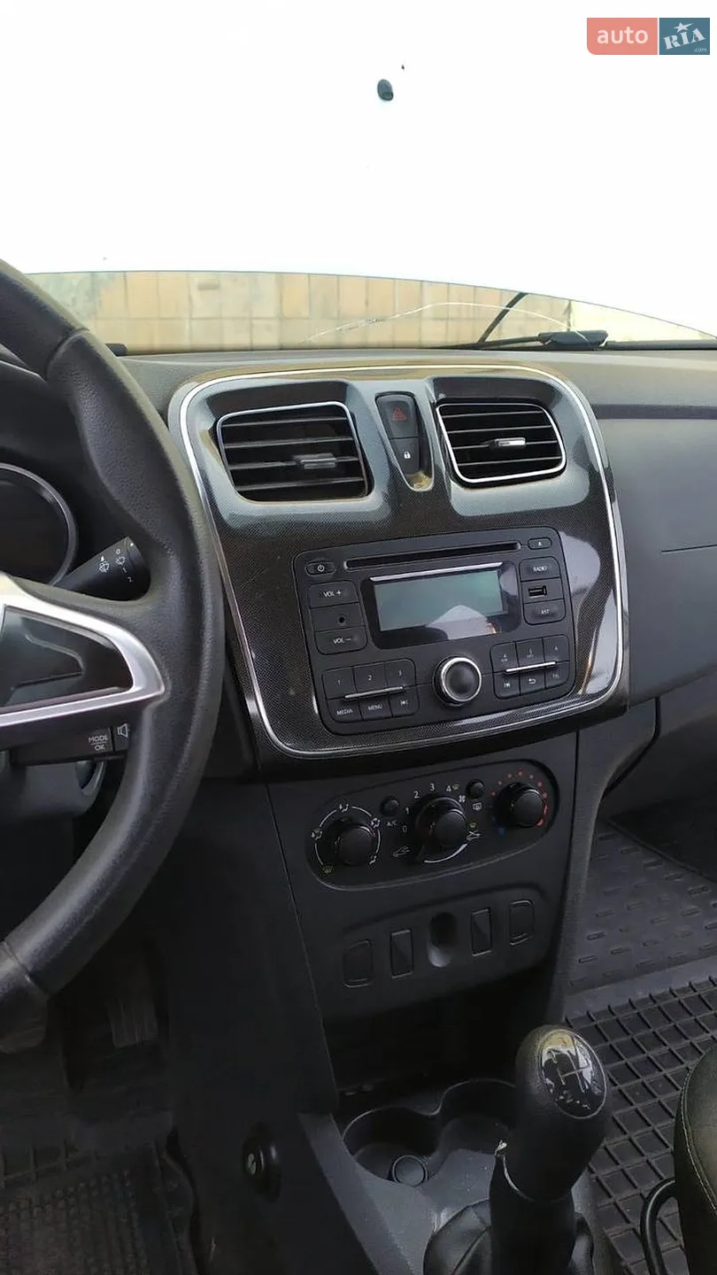 2016 Renault Logan - мініатюра 7