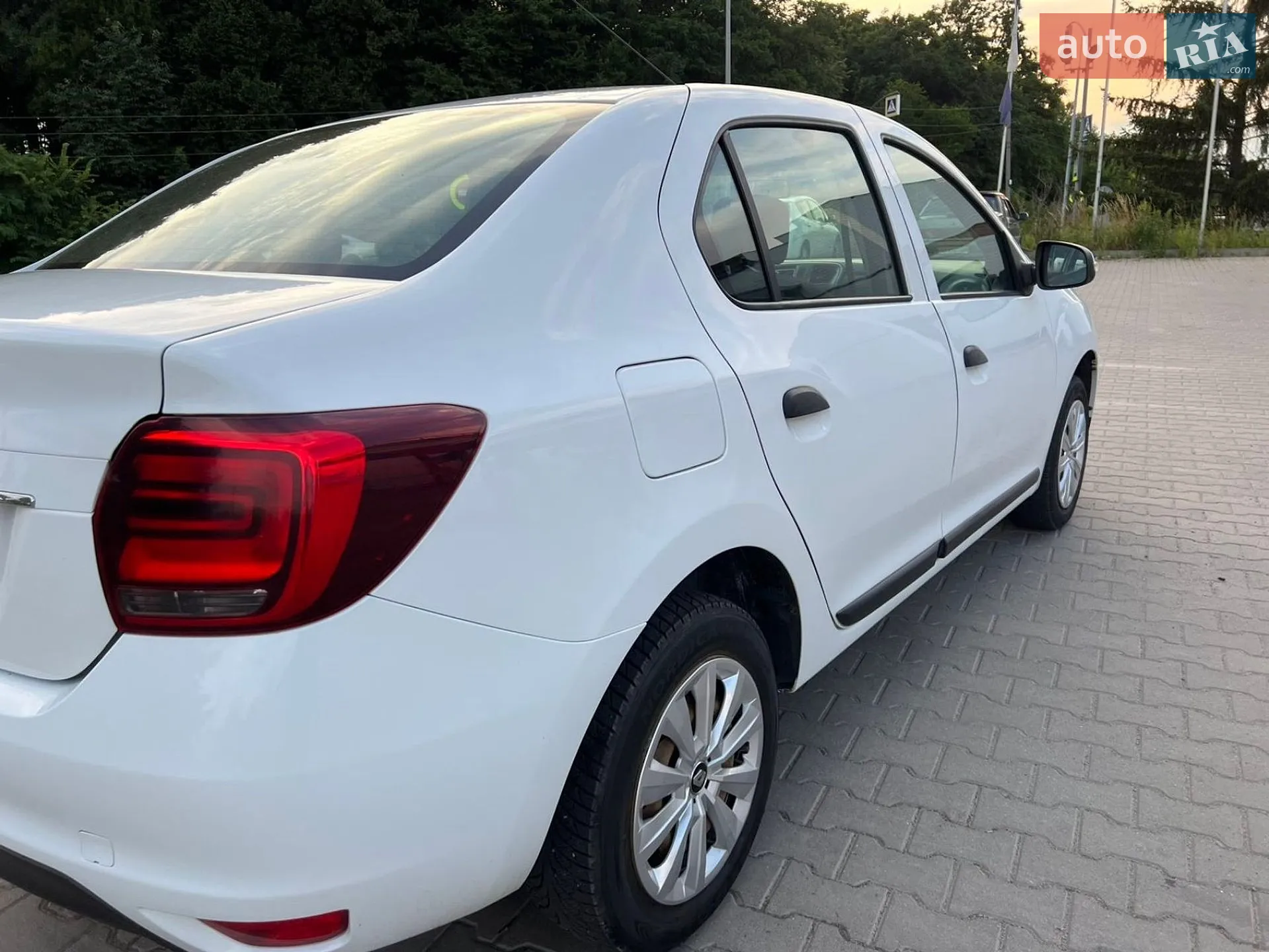 2018 Renault Logan - мініатюра 8