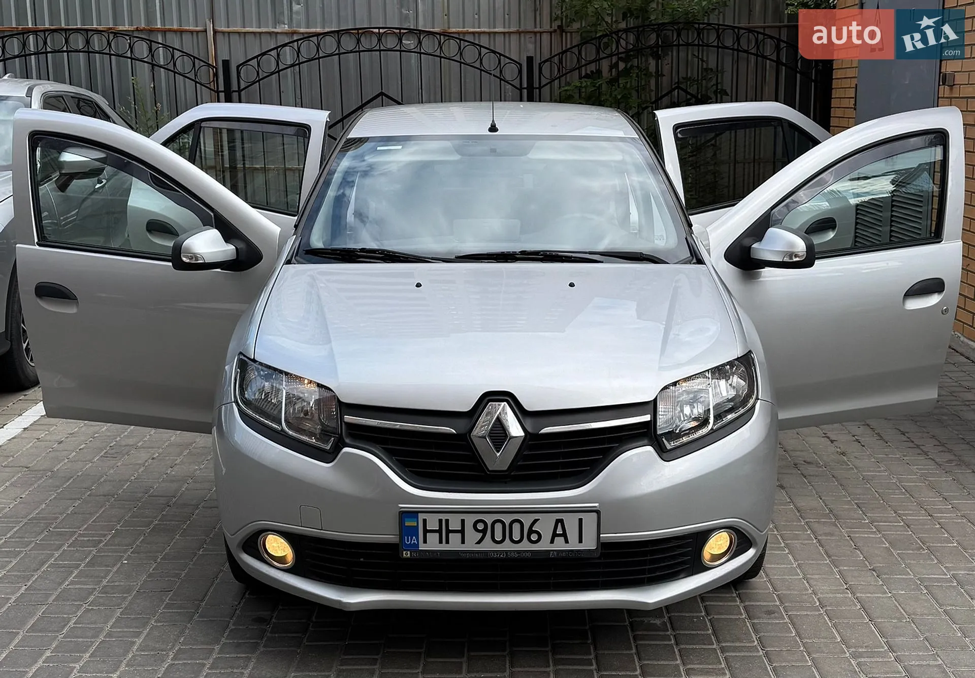 2014 Renault Logan - мініатюра 5