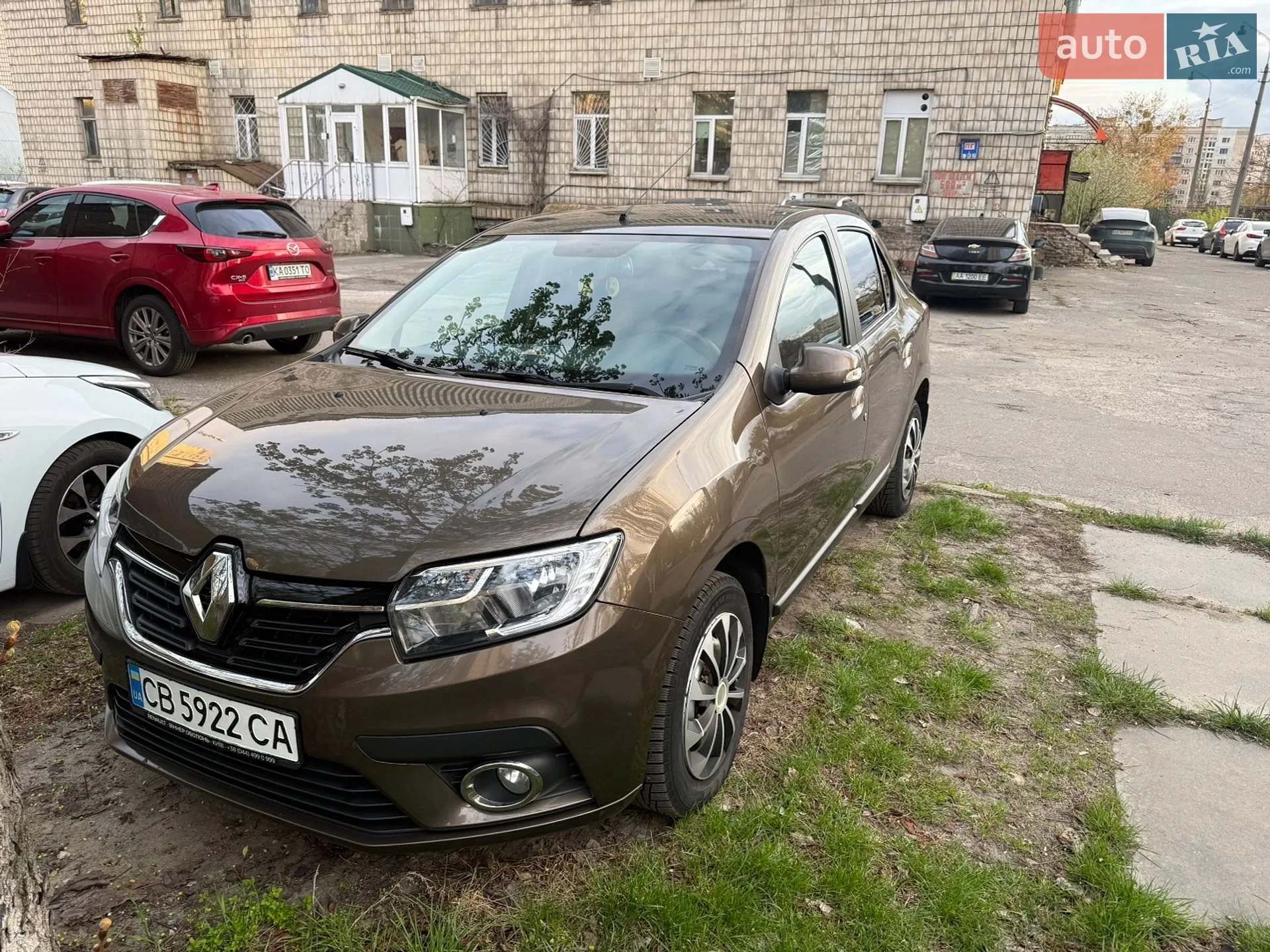 2019 Renault Logan - мініатюра 2