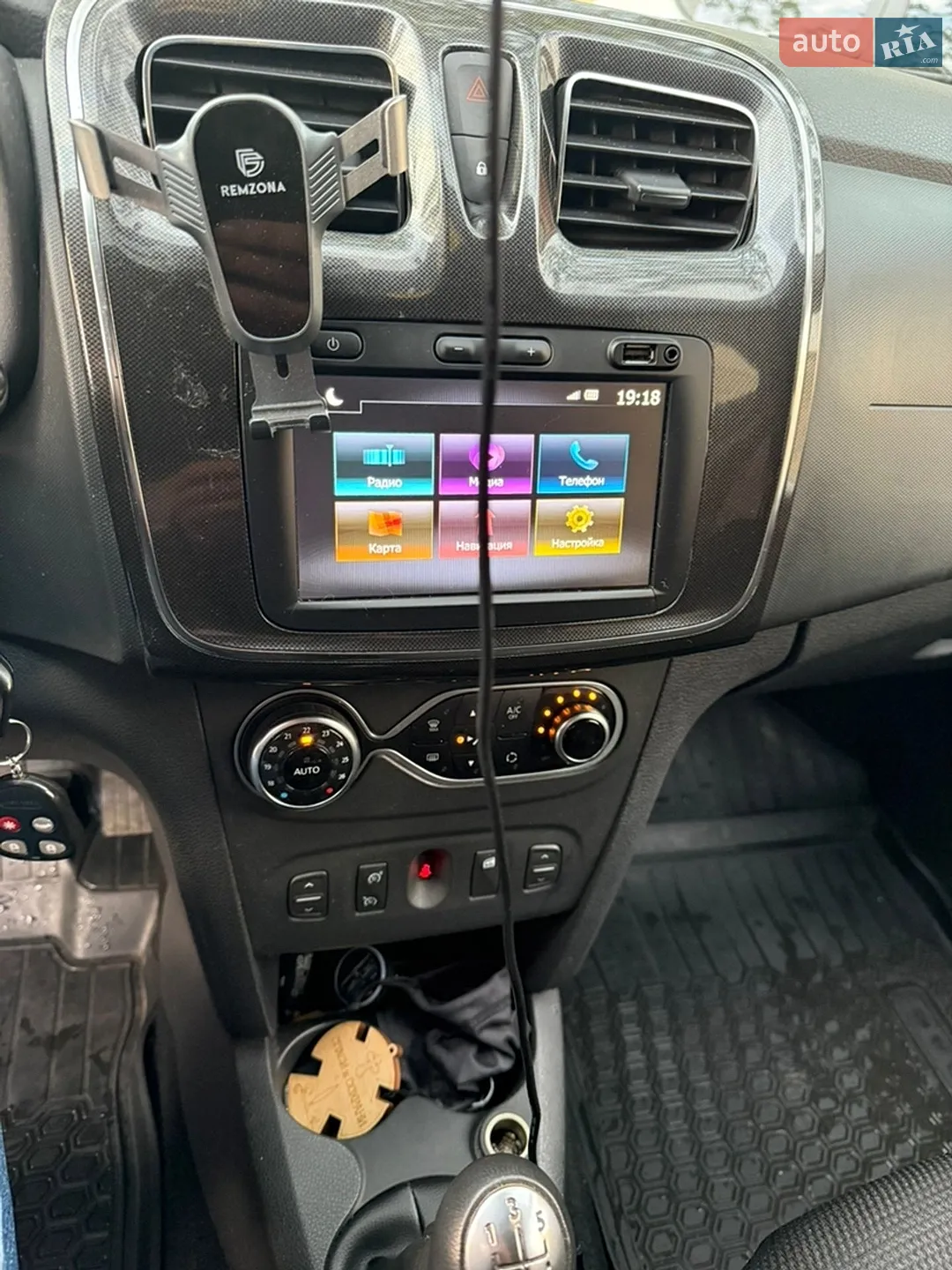 2019 Renault Logan - мініатюра 23