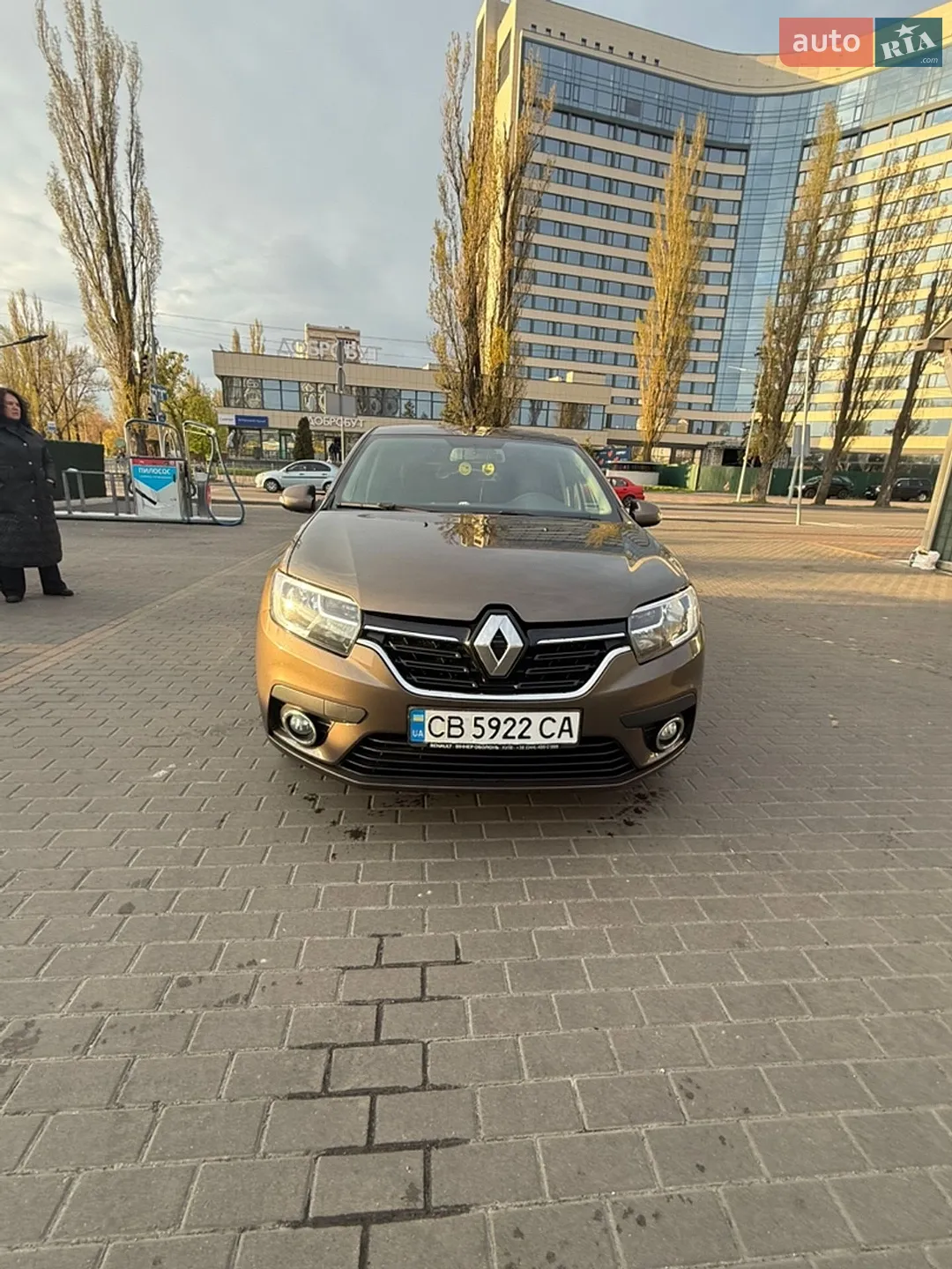2019 Renault Logan - фото 1