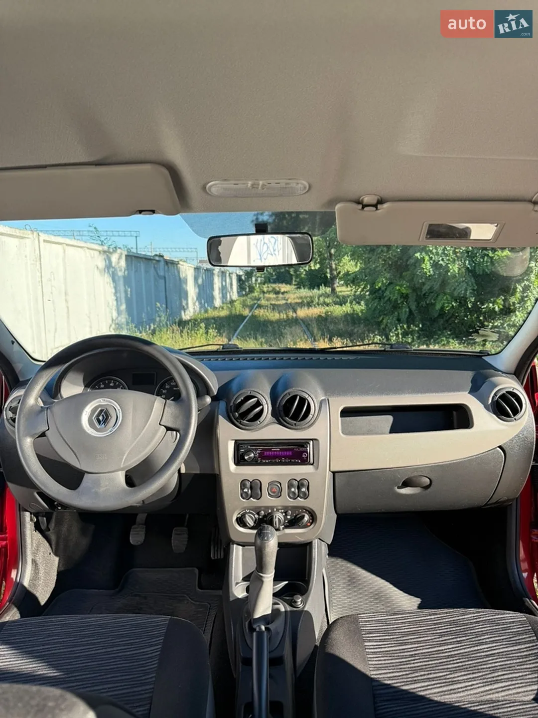 2012 Renault Logan - мініатюра 14