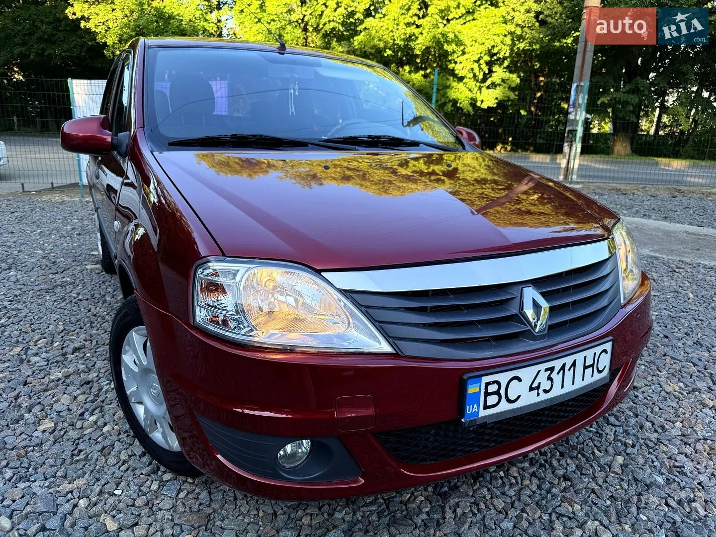 2011 Renault Logan - мініатюра 9