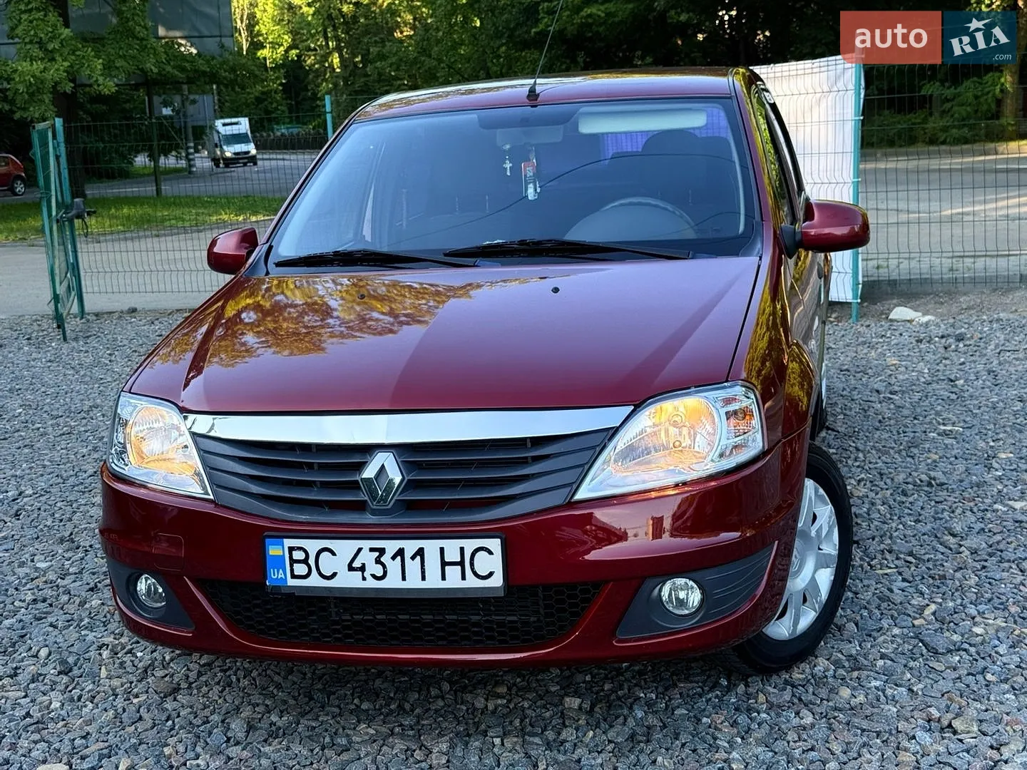 2011 Renault Logan - мініатюра 42