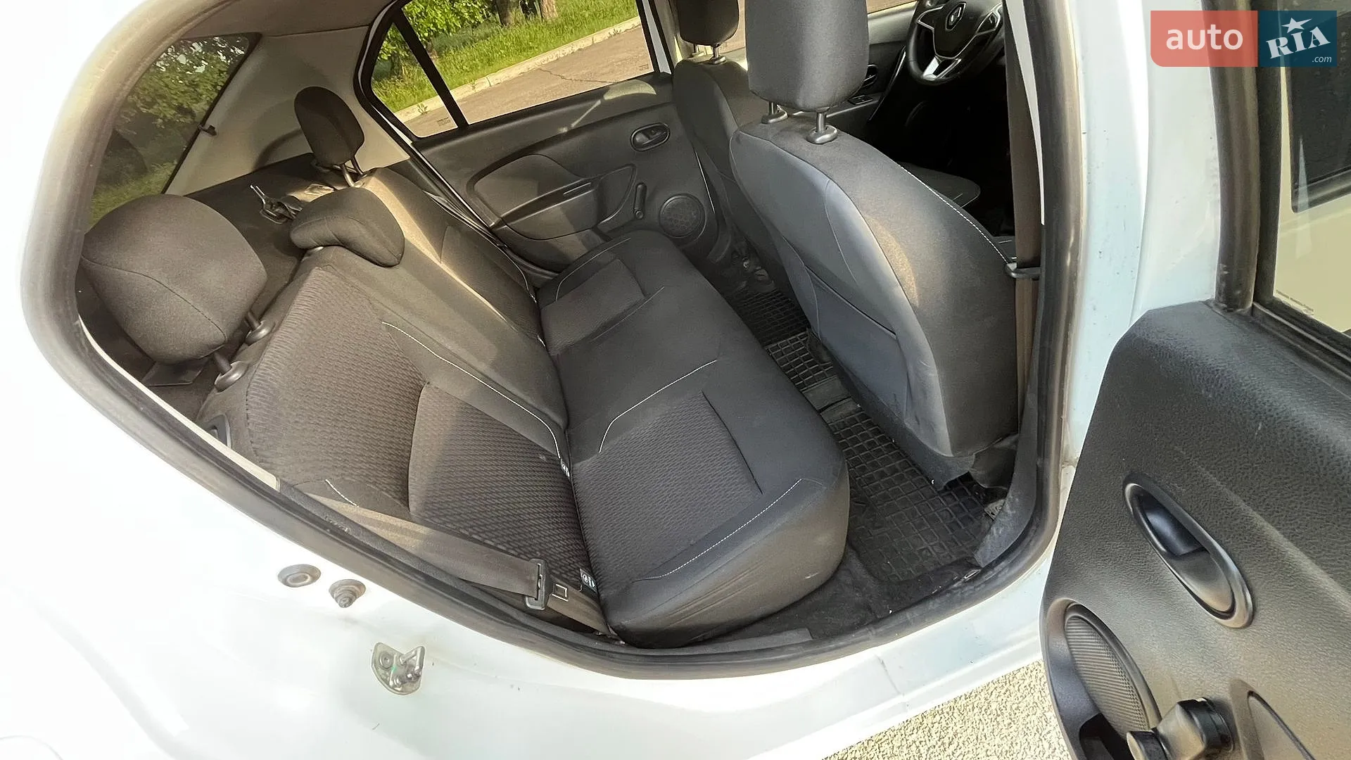 2019 Renault Logan - мініатюра 13