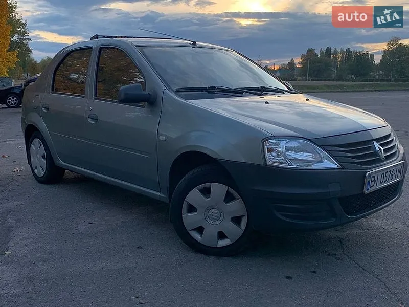 Renault Logan 2010