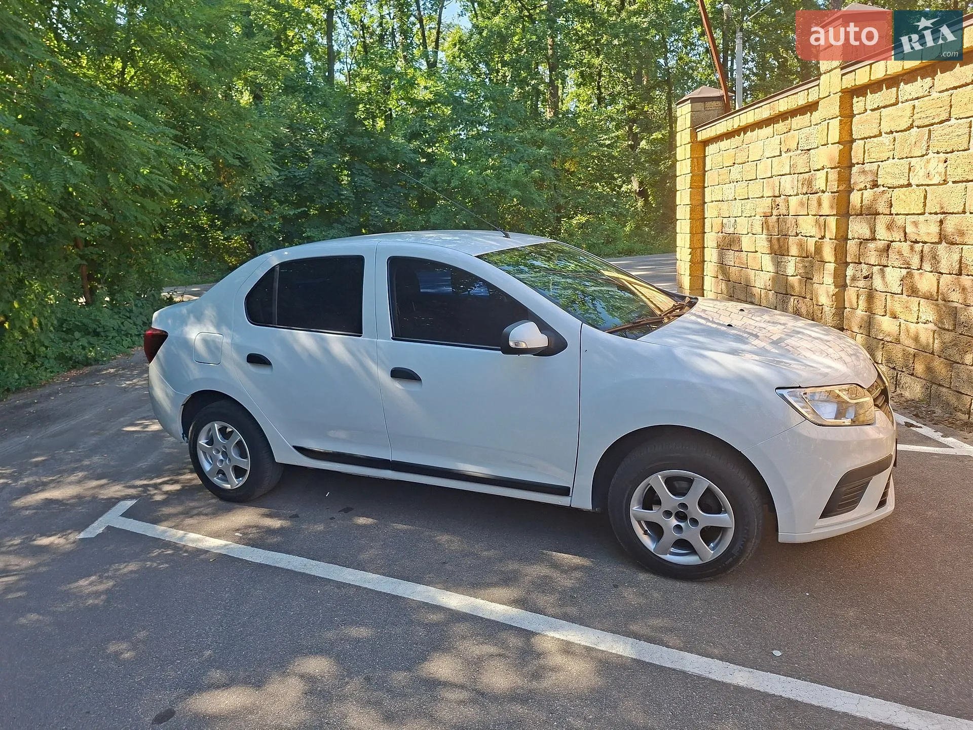 2019 Renault Logan - мініатюра 4