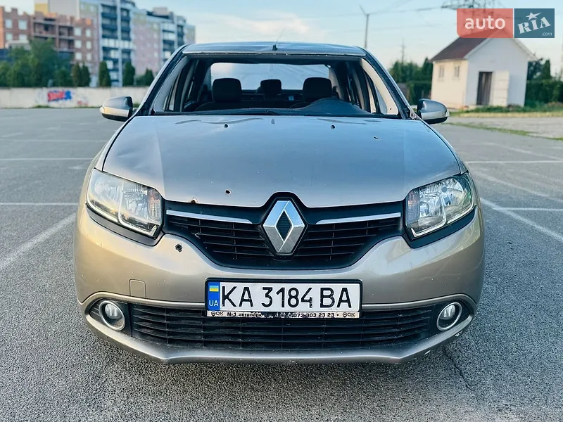 Renault Logan 2013